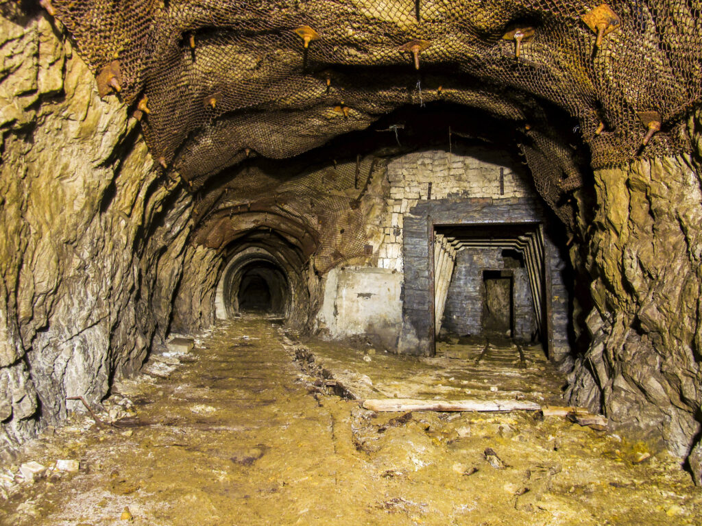 Mine d'uranium abandonnée (Russie)